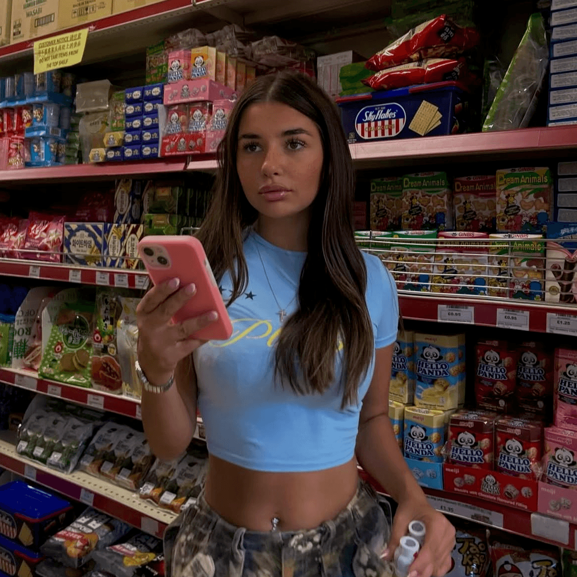 LEXIE THE MANAGER